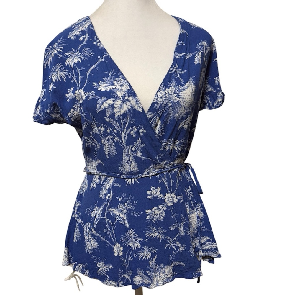 Anthropologie Maeve Clarita Toile Wrap Top Blouse Women’s Size 2 Tropical Floral
